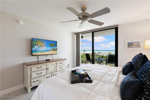 380 Seaview Ct 405, Marco Island FL - photo 16 of 33