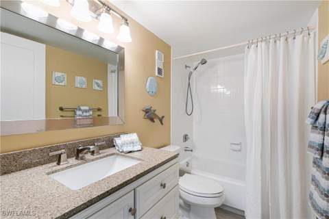 380 Seaview Ct 405, Marco Island FL - photo 18 of 33
