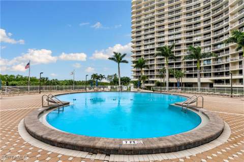 380 Seaview Ct 405, Marco Island FL - photo 24 of 33