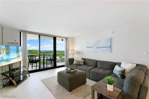 380 Seaview Ct 405, Marco Island FL - photo 6 of 33