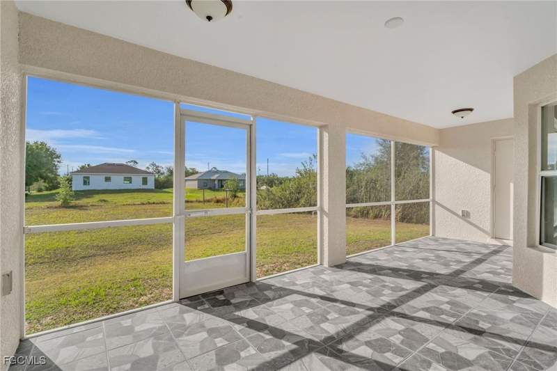 4 bedroom SingleFamilyResidence at 1402 Fred Ave S, Lehigh Acres, Lehigh Acres — photo 5
