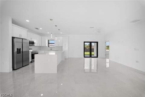3800 24th St SW, Lehigh Acres FL - photo 16 of 50