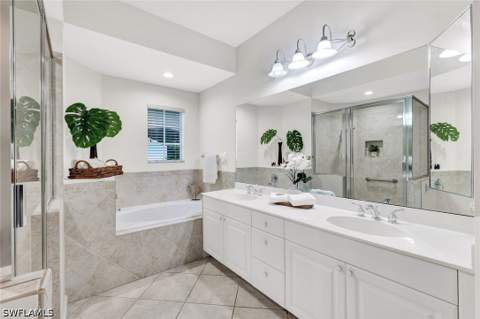 9261 Palmetto Ridge Dr 102, Estero FL - photo 12 of 22