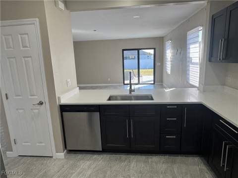 1004 Diplomat Pkwy W, Cape Coral FL - photo 11 of 29