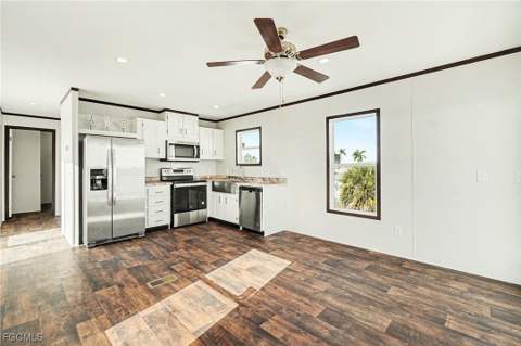 69 Emily Ln, Fort Myers Beach FL - photo 13 of 24