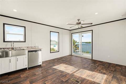 69 Emily Ln, Fort Myers Beach FL - photo 14 of 24