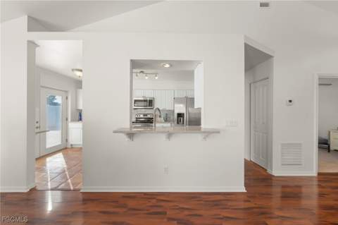 15068 Cloverdale Dr, Fort Myers FL - photo 11 of 48