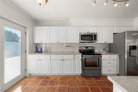 15068 Cloverdale Dr, Fort Myers FL - photo 13 of 48