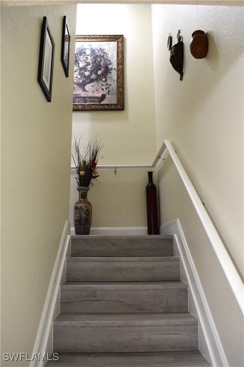 9072 Gervais Cir 306, Naples FL - photo 10 of 34
