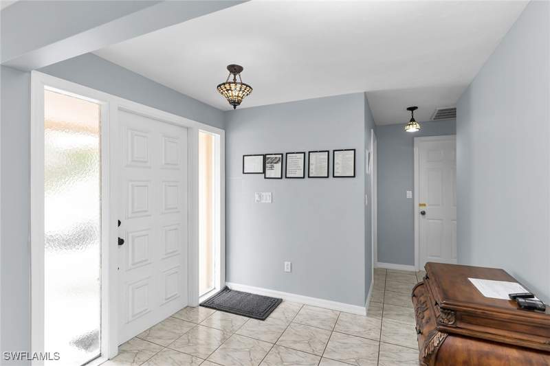 3 bedroom SingleFamilyResidence at 1321 N Collier Blvd, Marco Beach, Marco Island — photo 2
