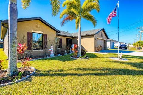 1826 SW Trafalgar Pkwy, Cape Coral FL - photo 7 of 45