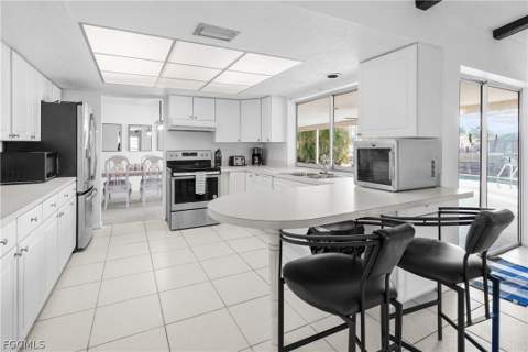 818 Monticello Ct, Cape Coral FL - photo 22 of 50