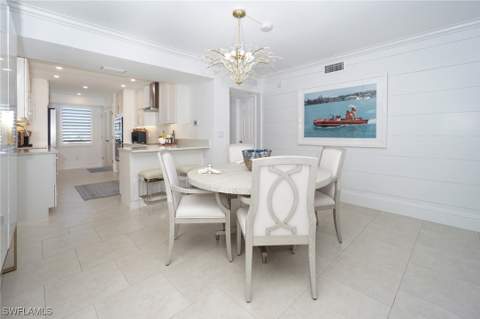 1900 Gulf Shore Blvd N 303, Naples FL - photo 7 of 31