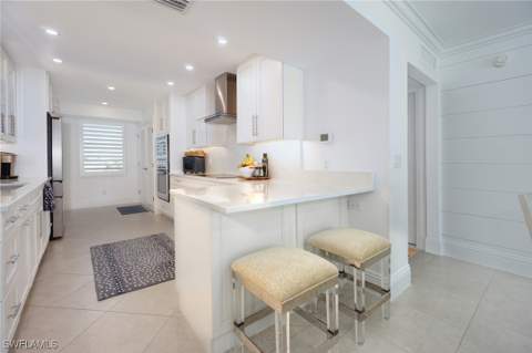 1900 Gulf Shore Blvd N 303, Naples FL - photo 8 of 31