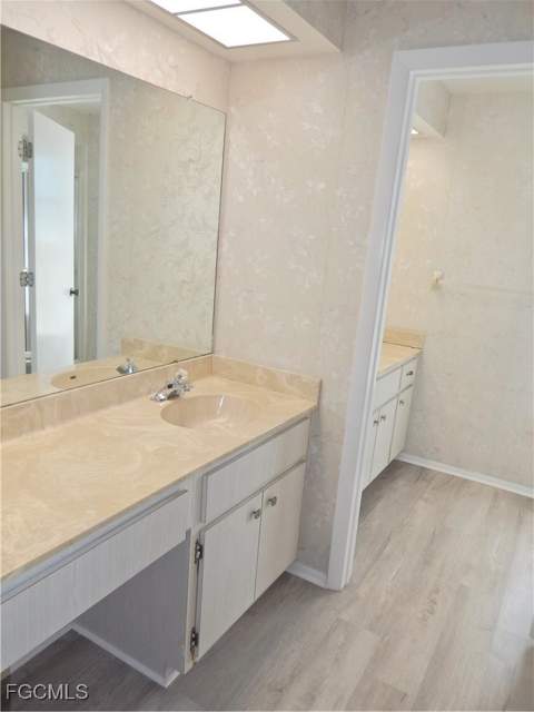229 SE 46th Ln, Cape Coral FL - photo 15 of 48