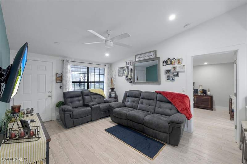 2 bedroom Condominium at 5229 Treetops Dr I, Treetops Of Naples, Naples — photo 5