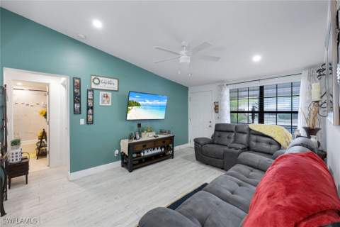 5229 Treetops Dr I, Naples FL - photo 6 of 16