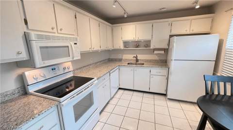 801 Teryl Rd 4, Naples FL - photo 12 of 27
