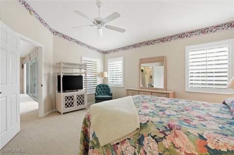 7680 Oleander Gate Dr J202, Naples FL - photo 20 of 41