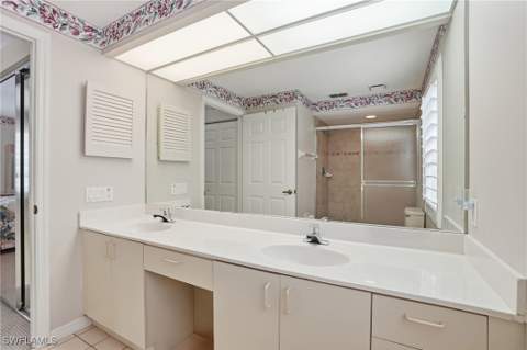 7680 Oleander Gate Dr J202, Naples FL - photo 24 of 41