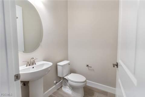 19001 Aqua Shore Dr, Fort Myers FL - photo 12 of 49
