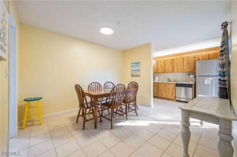 1550 Park Meadows Dr 2, Fort Myers FL - photo 10 of 39