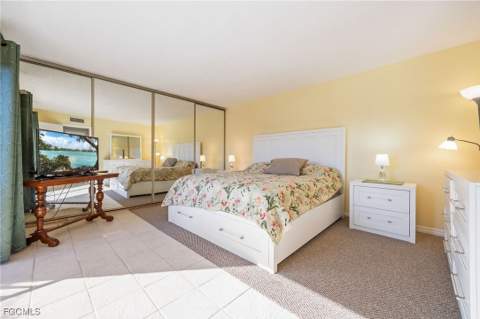 1550 Park Meadows Dr 2, Fort Myers FL - photo 24 of 39