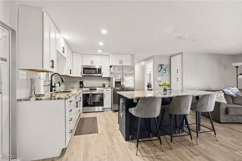 17721 Stevens Blvd, Fort Myers Beach FL - photo 6 of 26