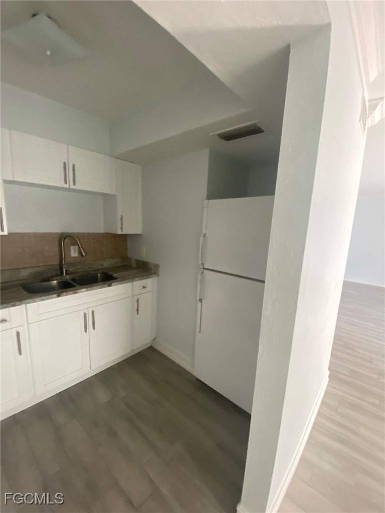 1 bedroom Condominium at 1830 Maravilla Ave 709, Green Tee Village, Fort Myers — photo 5