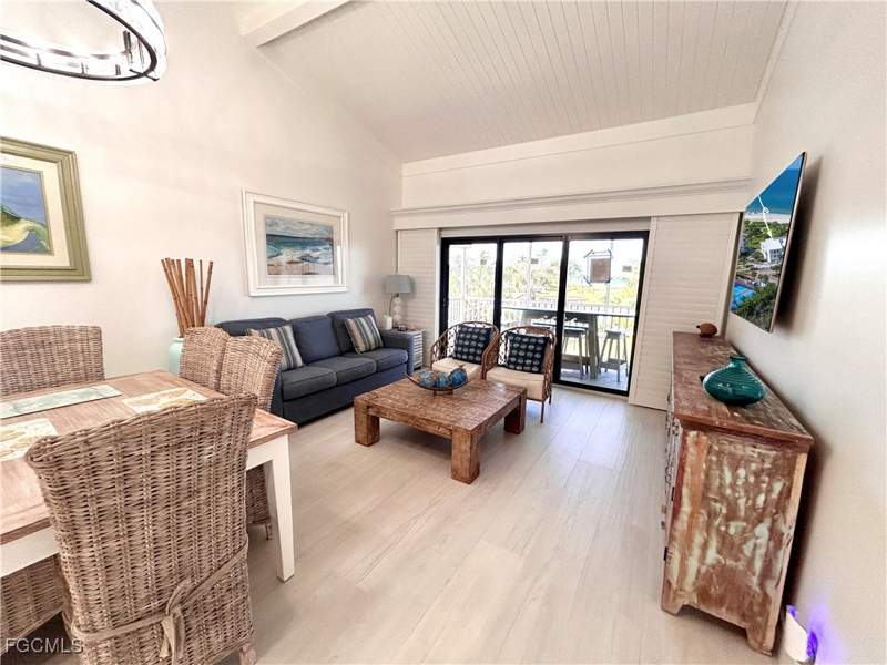 2 bedroom Condominium at 2122 Gulf Beach Villas, Gulf Beach Villas, Captiva — photo 5