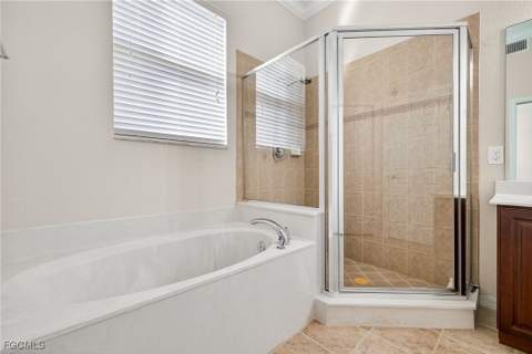9832 Cristalino View Way 104, Fort Myers FL - photo 22 of 33