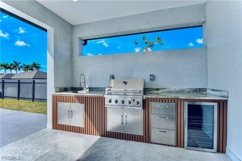 4 bedroom SingleFamilyResidence at 18 Nelson Rd N, Cape Coral, Cape Coral — photo 5