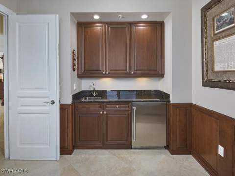 970 Cape Marco Dr 1107, Marco Island FL - photo 18 of 37