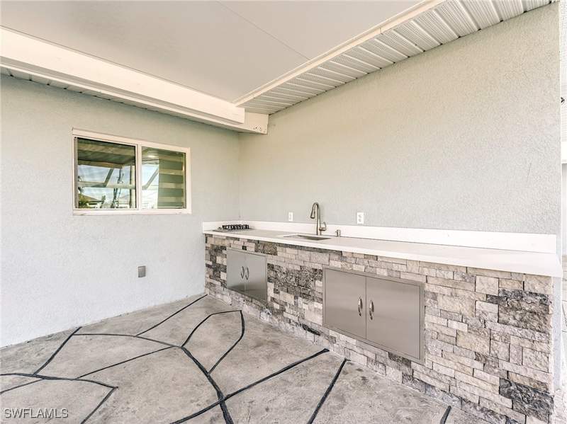 3 bedroom SingleFamilyResidence at 5302 Cortez Ct, Cape Coral, Cape Coral — photo 3