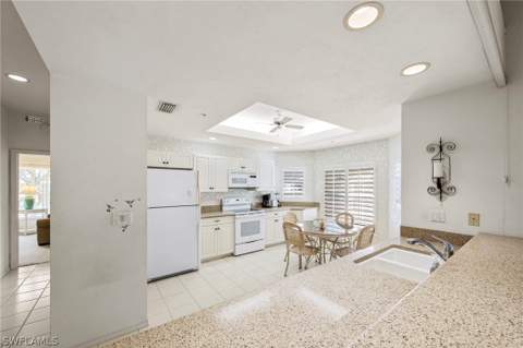 26290 Devonshire Ct 201, Bonita Springs FL - photo 7 of 31