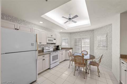 26290 Devonshire Ct 201, Bonita Springs FL - photo 9 of 31