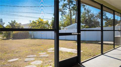 814 109th Ave N, Naples FL - photo 17 of 29