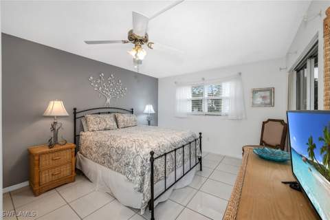 200 Valley Stream Dr 3B, Naples FL - photo 15 of 45