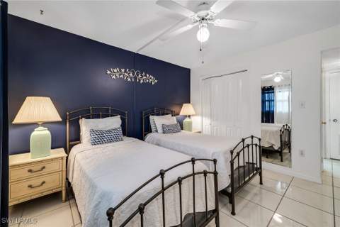 200 Valley Stream Dr 3B, Naples FL - photo 20 of 45