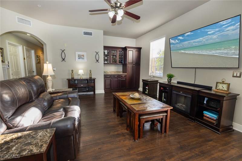 2 bedroom Condominium at 1520 SW 50th St 102, Porto Vista Condo, Cape Coral — photo 2