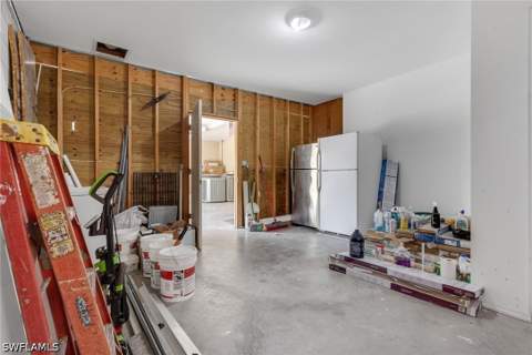 160 19th St SW, Naples FL - photo 15 of 50