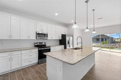 1024 SW 1st St, Cape Coral FL - photo 7 of 45