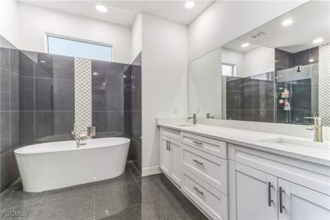3419 5th St SW, Lehigh Acres FL - photo 6 of 14