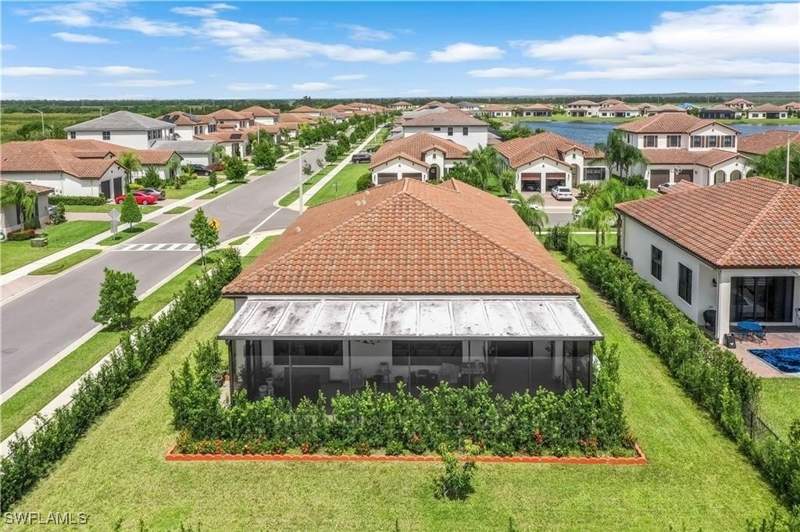 4 bedroom SingleFamilyResidence at 4761 Rosetta Ter, Maple Ridge, Ave Maria — photo 4
