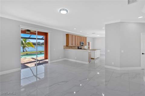 2822 Inlet Cove Ln W, Naples FL - photo 8 of 27