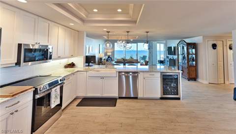 260 Barefoot Beach Blvd 604, Bonita Springs FL - photo 14 of 29