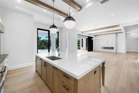 16728 Enclave Cir, Naples FL - photo 15 of 50