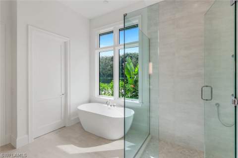 16728 Enclave Cir, Naples FL - photo 24 of 50