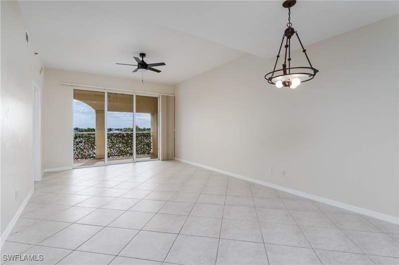 2 bedroom Condominium at 886 Park Ave 402, Roman Plaza, Marco Island — photo 4