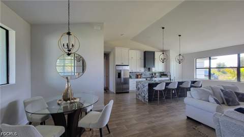 385 Paulcrest Ave, Lehigh Acres FL - photo 14 of 31